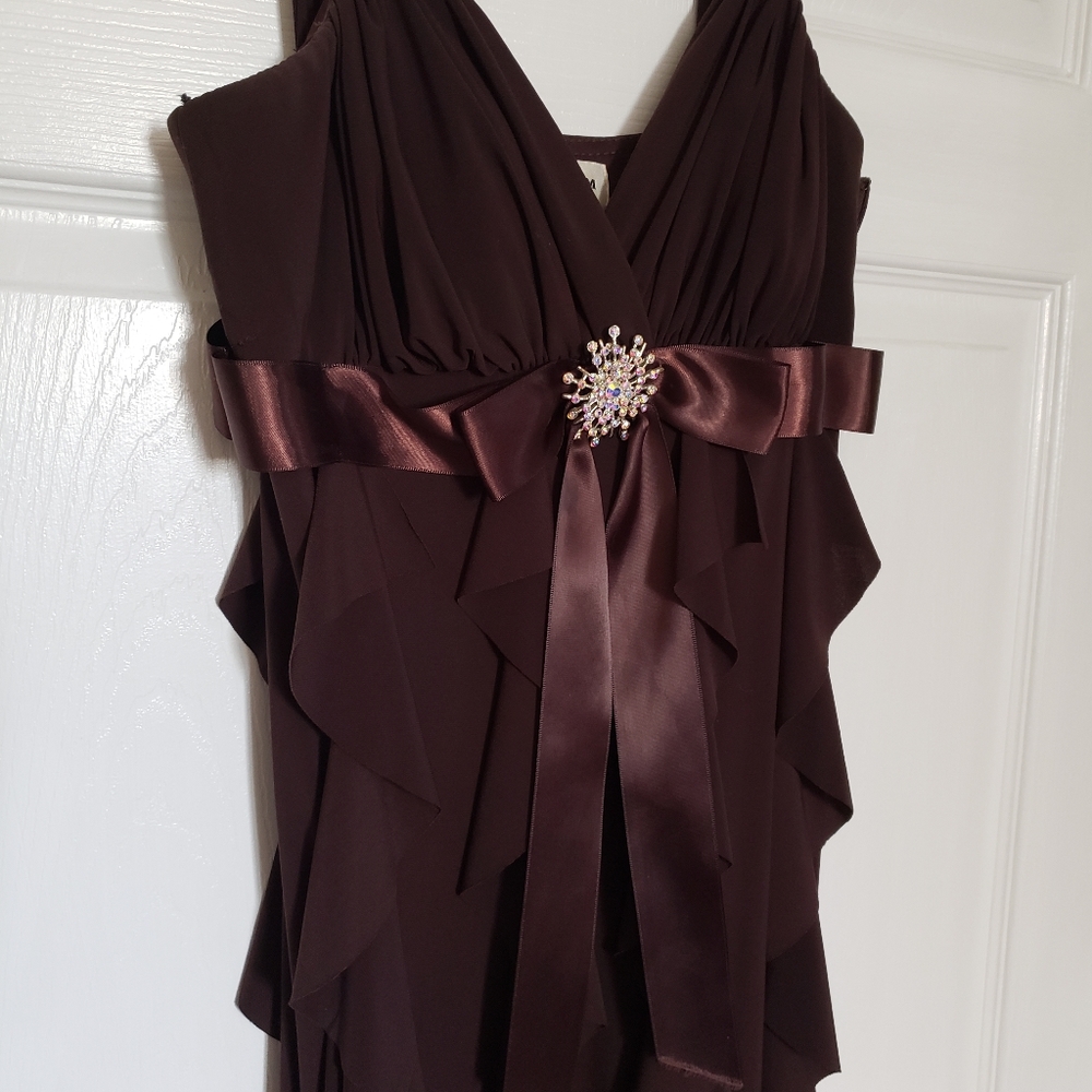 Dress - Picture 5 of 8